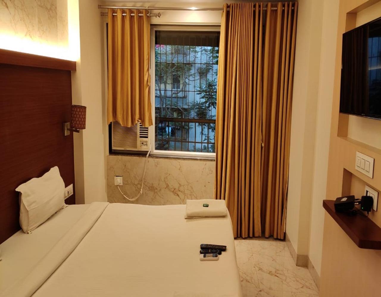 Fabhotel Spring Inn - Nr Borivali Station Mālād Exteriér fotografie