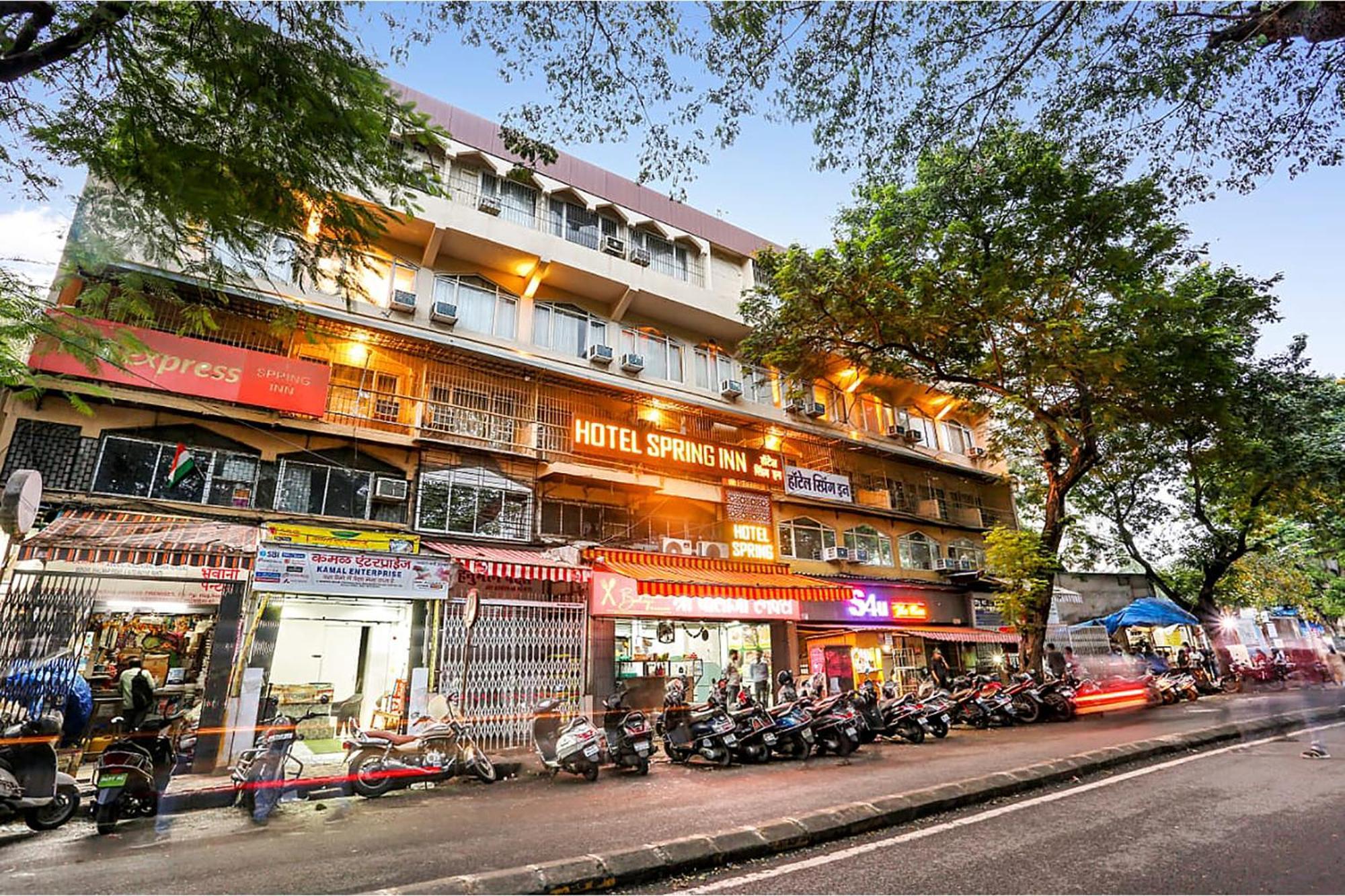 Fabhotel Spring Inn - Nr Borivali Station Mālād Exteriér fotografie