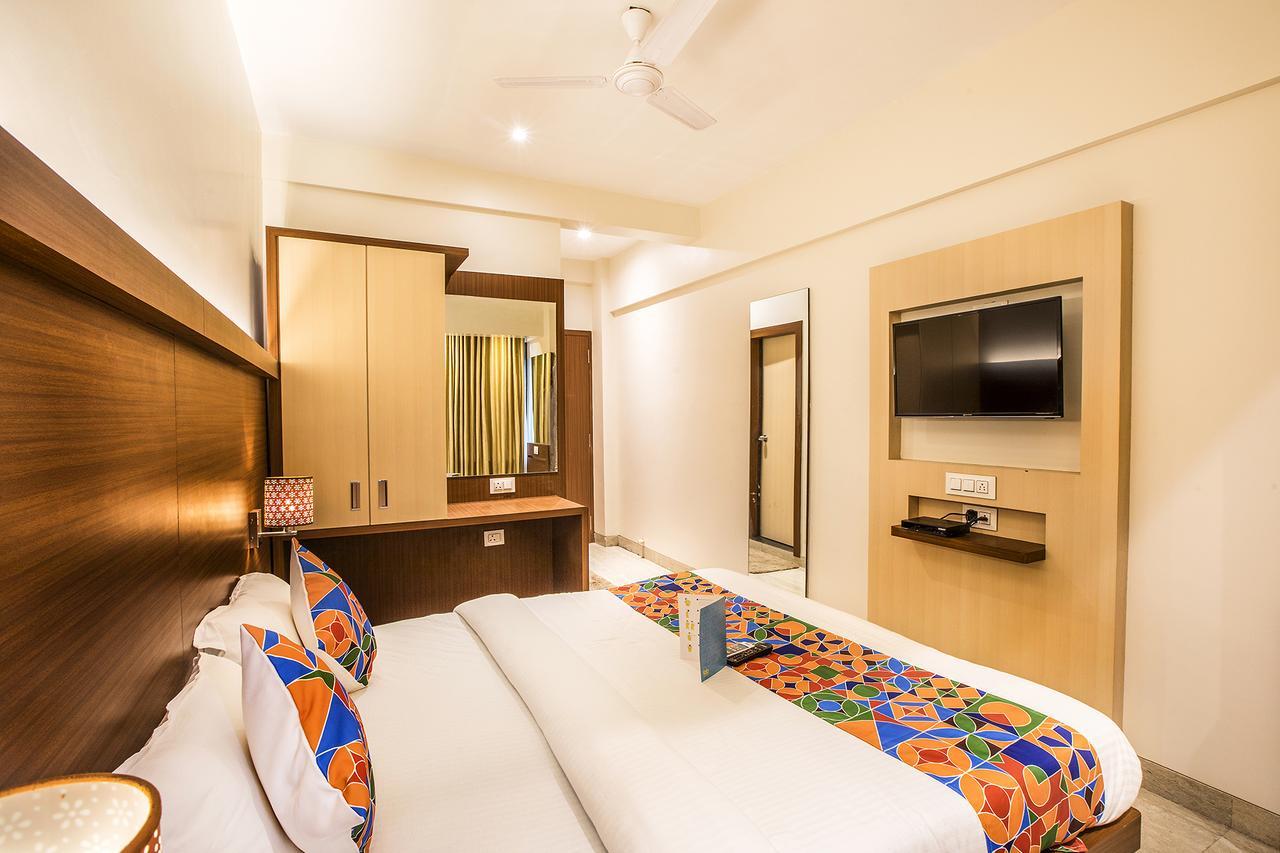 Fabhotel Spring Inn - Nr Borivali Station Mālād Exteriér fotografie