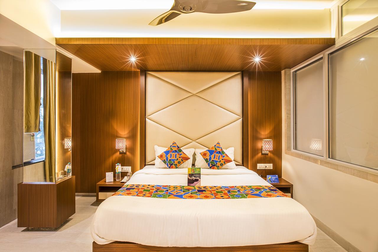 Fabhotel Spring Inn - Nr Borivali Station Mālād Exteriér fotografie